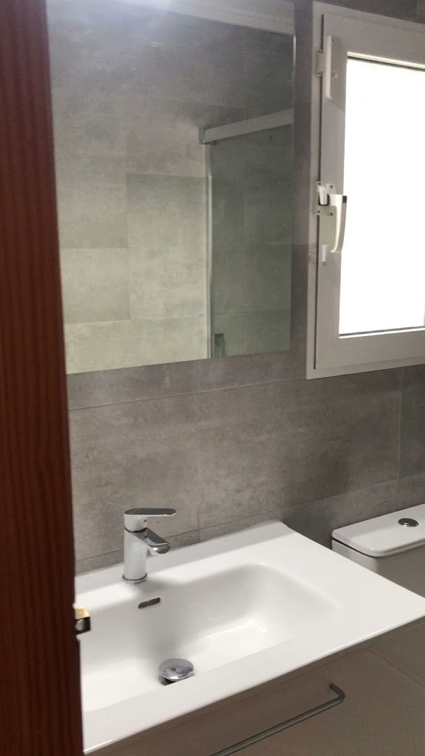 LA Building Services - Reformas y pintura - Builder - Painter — Fotos 1